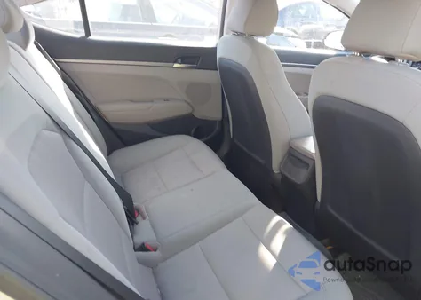 2017 Hyundai Elantra Se z USA, uszkodzony, nr VIN 5NPD74LF4HH063590